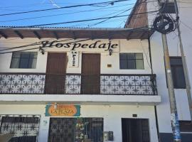 La Plaza Hospedaje，位于Caraz的酒店