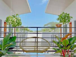 Studio Jacó-Herradura Amazing Pool & View，位于塔尔科莱斯的公寓