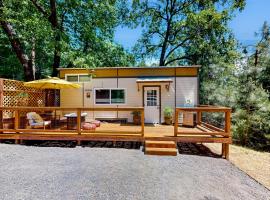 Nature's Nook Mountain Retreat，位于索诺拉的酒店