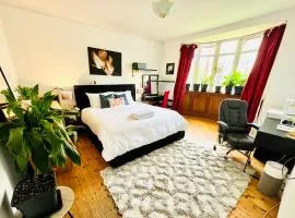 LEITH WALK VILLA budget guest house