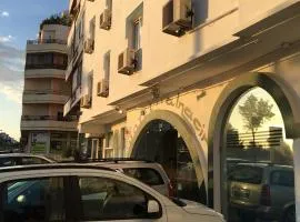 阿尔纳瑟酒店