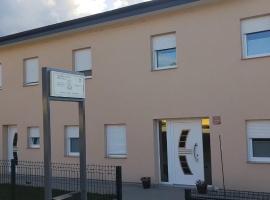 Apartman Dolina，位于Majar的酒店