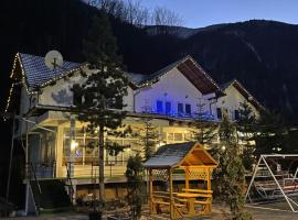 Hotel Gryka，位于佩奇的酒店
