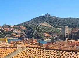 Maison rénovée T3 avec balcon et climatisation au cœur de Collioure - FR-1-309-457