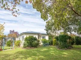 Marnita Farmhouse at Golden Grove Estate Winery