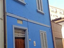 La Casa Azzurra del Borgo San Giuliano，位于里米尼的酒店
