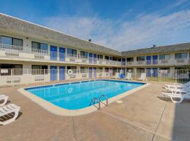 Motel 6-Wichita, KS - AIRPORT，位于威奇托的酒店