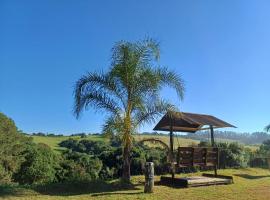 casa com bela vista em Bragança Paulista，位于布拉干萨-保利斯塔的乡村别墅