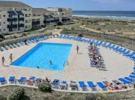 T2 front de mer piscine parking terrasse du samedi au samedi été