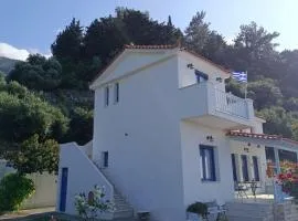 Kleopatra's apartment, Livadaki