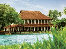 Taj Kumarakom Resort and Spa Kerala，位于库玛拉孔的酒店