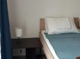 Airport MD Apartment