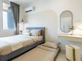 DeCozy - KUCHING CITY - 2Studios 7Pax