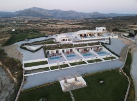 La Grande Vue-Private hilltop villas with private pools，位于Vívlos迪米特拉神寺附近的酒店