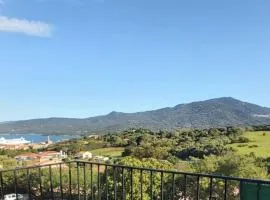 Appartement Papillon avec Piscine et Vue Mer