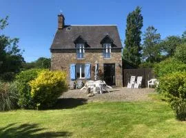 Jasmin Cottage with seasonal Swimming Pool