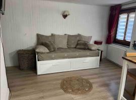 Studio centre village Ceillac，位于塞拉克的酒店