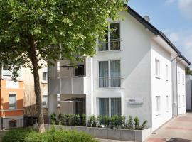 Apartmenthaus am Kaiser-Wilhelm-Park，位于代特莫尔德的带停车场的酒店