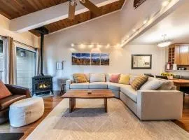 2BR Mins to Alpine Base Area Palisades!