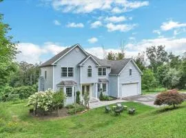 Spacious 6 BR Villa - Serene Scenic Mountain Escape