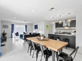 Coastal House Curlewis Getaway，位于Curlewis的酒店