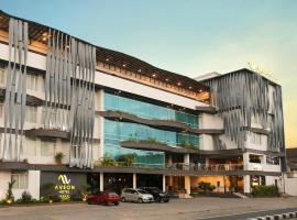 Aveon Hotel Yogyakarta，位于日惹日惹机场 - JOG附近的酒店