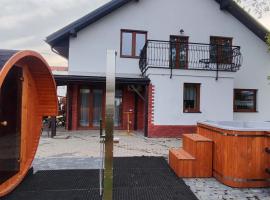 U Janka Trzeciego 6 Sauna & Jacuzzi，位于Oleszyce的酒店