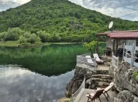 Old house, Skadar Lake