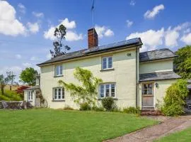 Two Lower Spire Cottage Liscombe