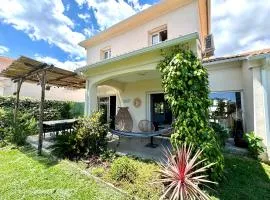 Jolie maison Borgo trois chambres trois salles de bain