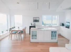 2 BR for 4 guests, Modern family home in Hoyvík