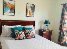 Vae Luxury Paradise - Free Beach&Pool Access，位于Allen Hall的酒店