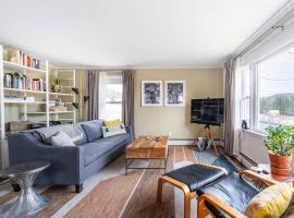 Hillcrest Cottage - Charming Cottage with hot tub and view!，位于Obernburg的酒店