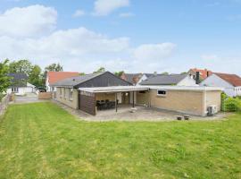 Amazing Home In Aars With Wifi，位于Års的酒店