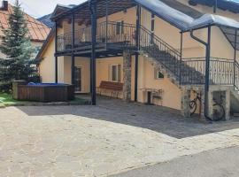 CASA LAURENTIU，位于博尔沙的酒店