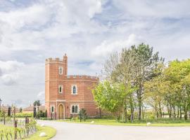 South Lodge, St Osyth Priory，位于Saint Osyth的酒店