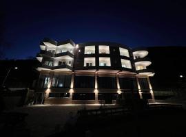 Hotel DEMOLI，位于波格拉德茨的酒店