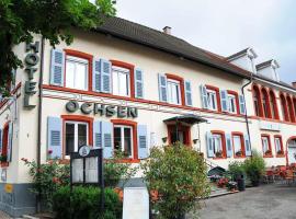 Hotel Ochsen，位于Steinen的酒店