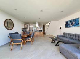 Casa de Lujo con Jacuzzi，位于克雷塔罗的酒店