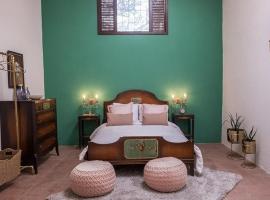 Hacienda con Alberca Vintage，位于Ojo de Agua的酒店