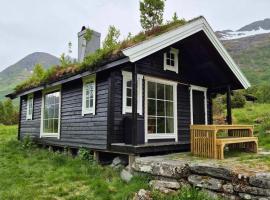 Hytta på Kvia, Rognestøyldalen - Sæbø，位于Sæbø的酒店