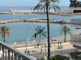 Residence Mona Lisa bord de mer Menton，位于芒通的酒店