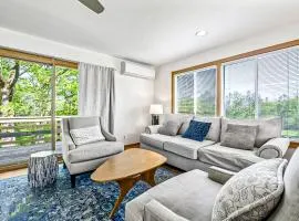 Evelyn's River Front Retreat