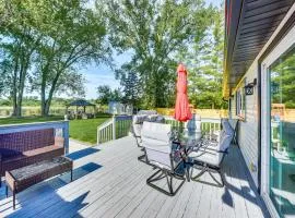 Dock, Kayaks, Game Room Lakefront Antioch Home!