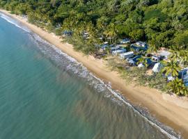Ellis Beach Oceanfront Holiday Park，位于棕榈湾的酒店