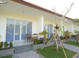 Karang Beji homestay，位于乌干沙的酒店