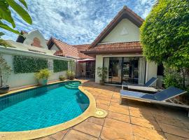 VIEW TALAY VILLAs POOL 53, JOMTIEN BEACH, PATTAYA，位于乔木提恩海滩的乡村别墅