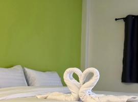 Banana Hotel，位于Ban Huai Duan的酒店