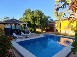 LA REDONDELA - Cozy house with private pool in Chiclana