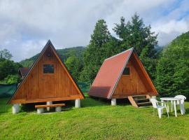 GLAMPING HOUSE ˇVITAˇ，位于托尔明的酒店
